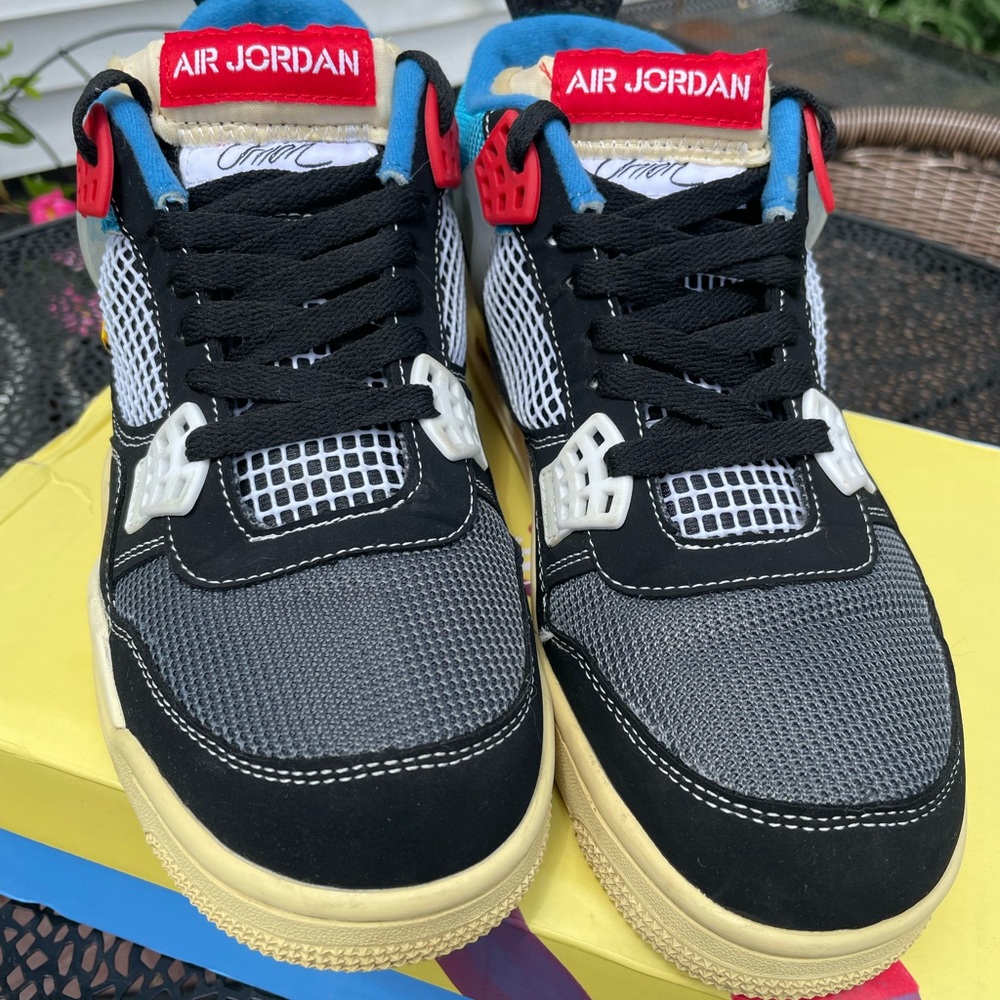 Jordan 4